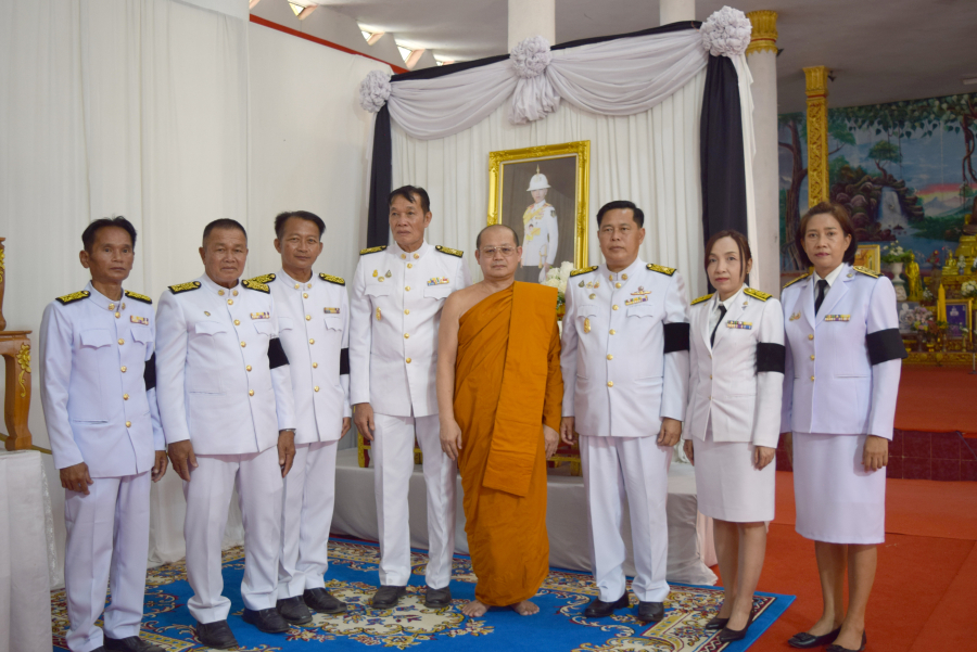 ร่วมพิธีบำเพ็ญกุศลสวดพระอภิธรรม เพื่ออุทิศถวายแด่สมเด็จพระเจ้าลูกเธอ เจ้าฟ้าพัชรกิติยาภา นเรนทิราเทพยวดี กรมหลวงราชสาริณีสิริพัชร มหาวัชรราชธิดา